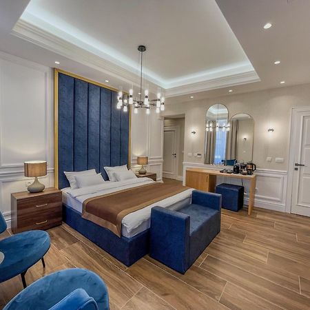 Hive Luxury Suites By Mn Property Kotor Exteriör bild