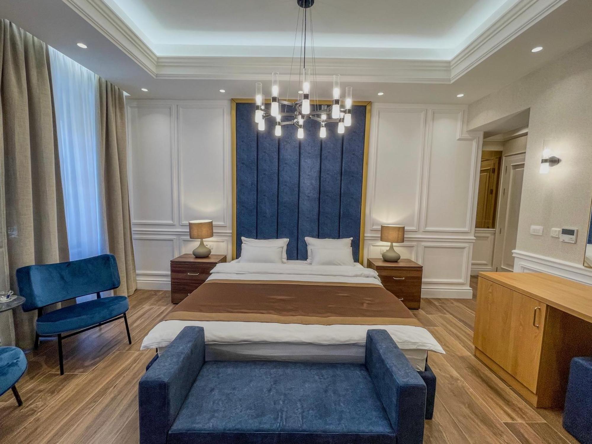 Hive Luxury Suites By Mn Property Kotor Exteriör bild