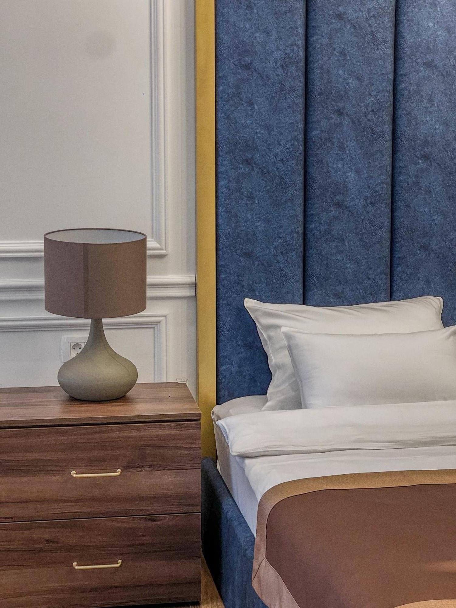 Hive Luxury Suites By Mn Property Kotor Exteriör bild